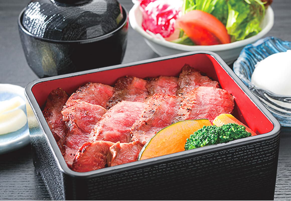 能登牛匠 ステーキ重コース